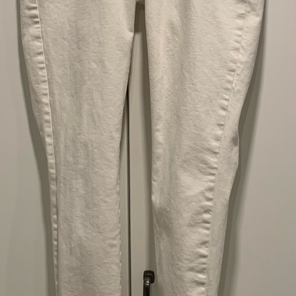 Garage white jeggings size 9 with stretch, high waisted, perfect for beachwear - Picture 3 of 10